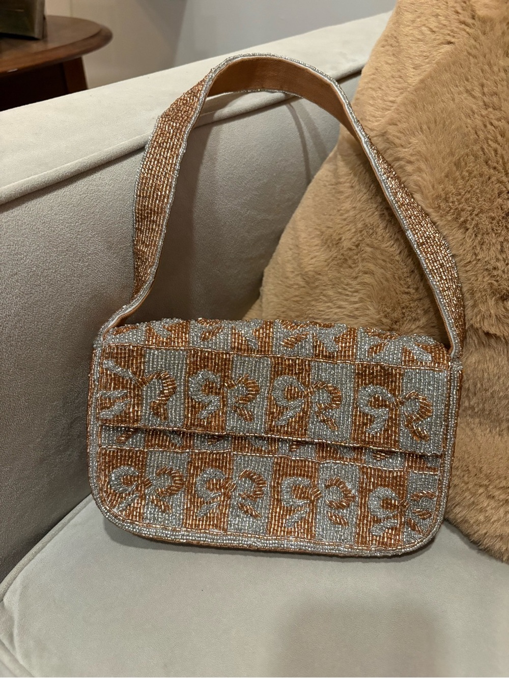 Anthropologie Fiona: Metallic Bow Limited Edition Shoulder Bag - Picture 1 of 9